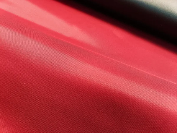 roter-uni-rucksack-stoff