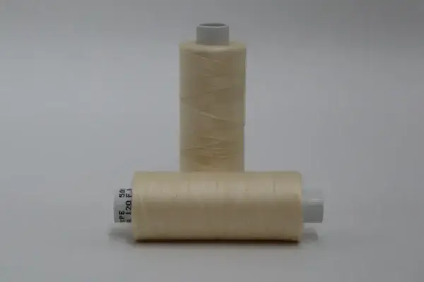 naehfaden-creme-500m-spule-accessoires