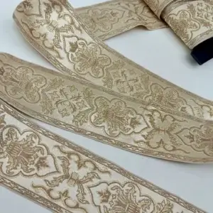 7cm-breite-royal-barock-jacquardborte-in-weiss-accessoires