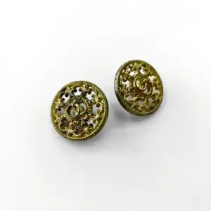 zierknopf-metall-altgold-ornament-ineinandergreifende-ringe-trachten-knopf-kostuem-handarbeiten