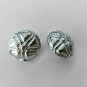 zierknopf-metall-antik-silber-18mm-sternlinien-relief-trachten-knopf-kostuem-handarbeiten-accessoires